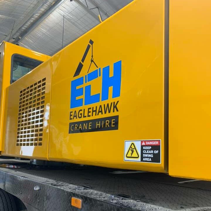 Eaglehawk crane on site