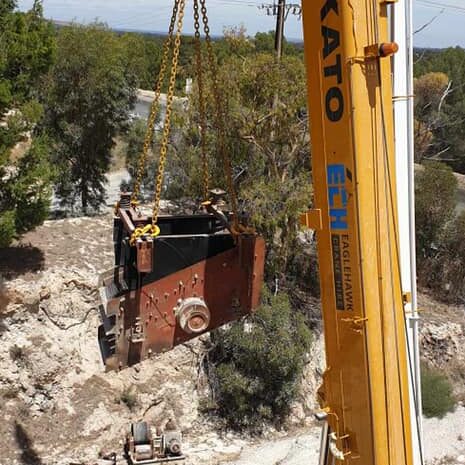 Eaglehawk Crane on site